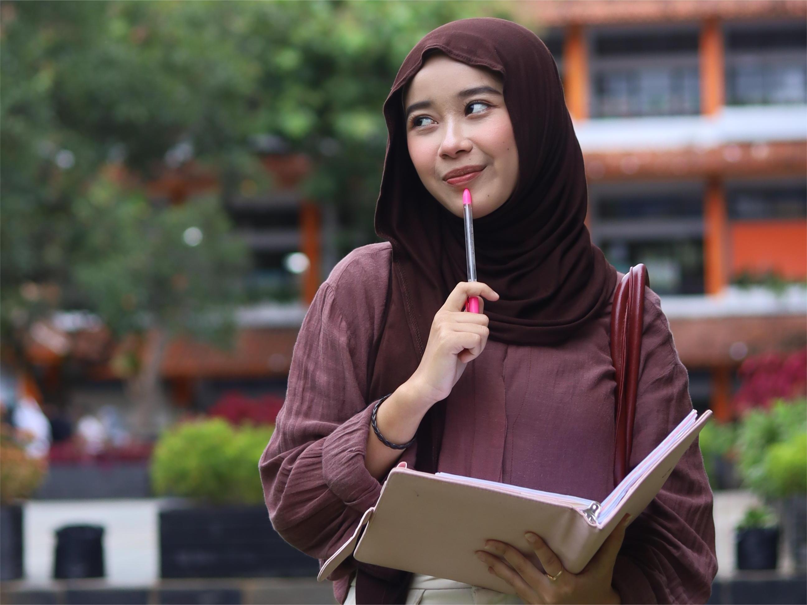 Apa Keuntungan Kuliah di Perguruan Tinggi Terakreditasi Resmi?