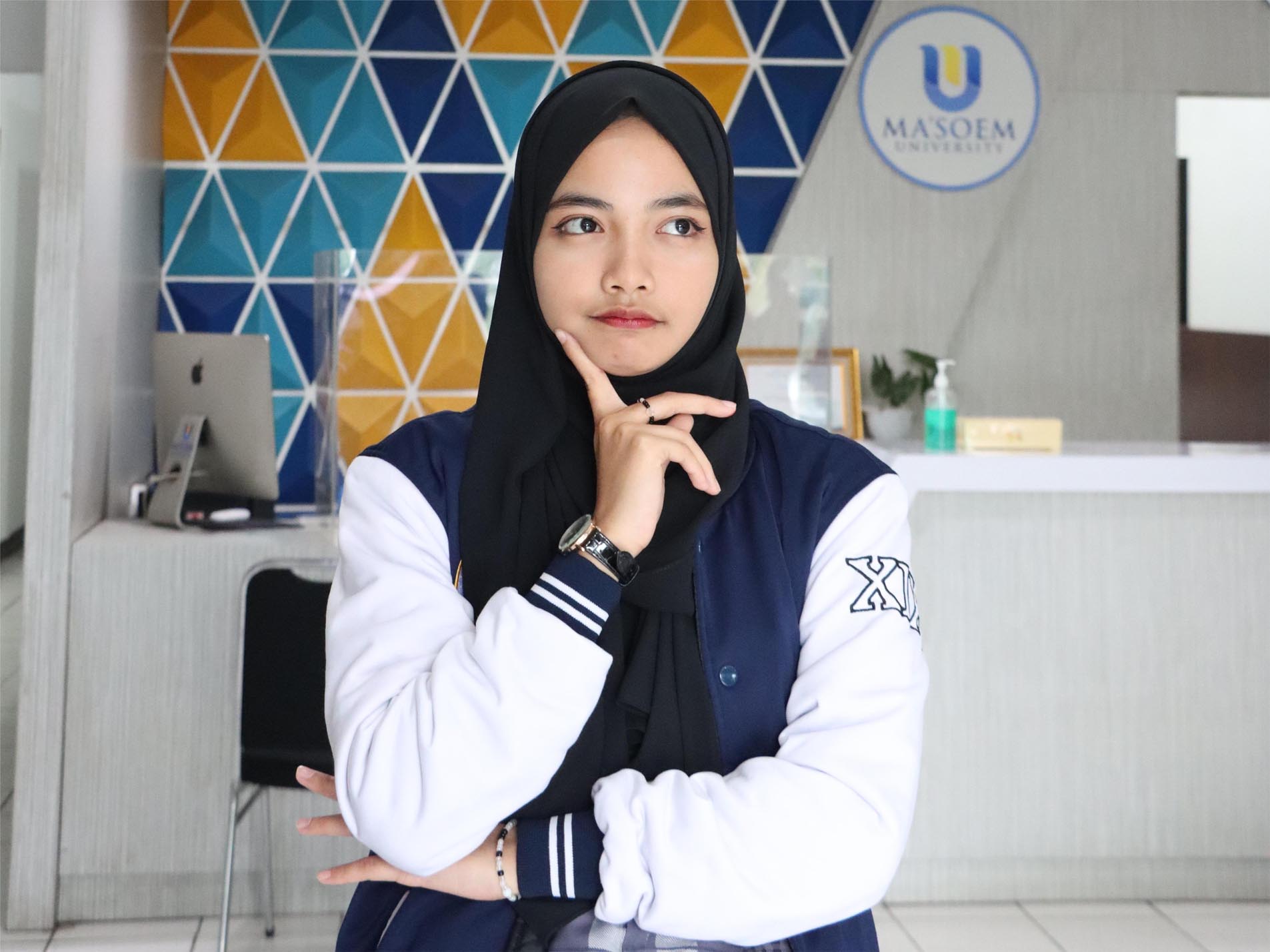 Mau Jadi SDM Digital Kompetitif? Ini Pentingnya Kuliah Teknologi di Kampus Terakreditasi.