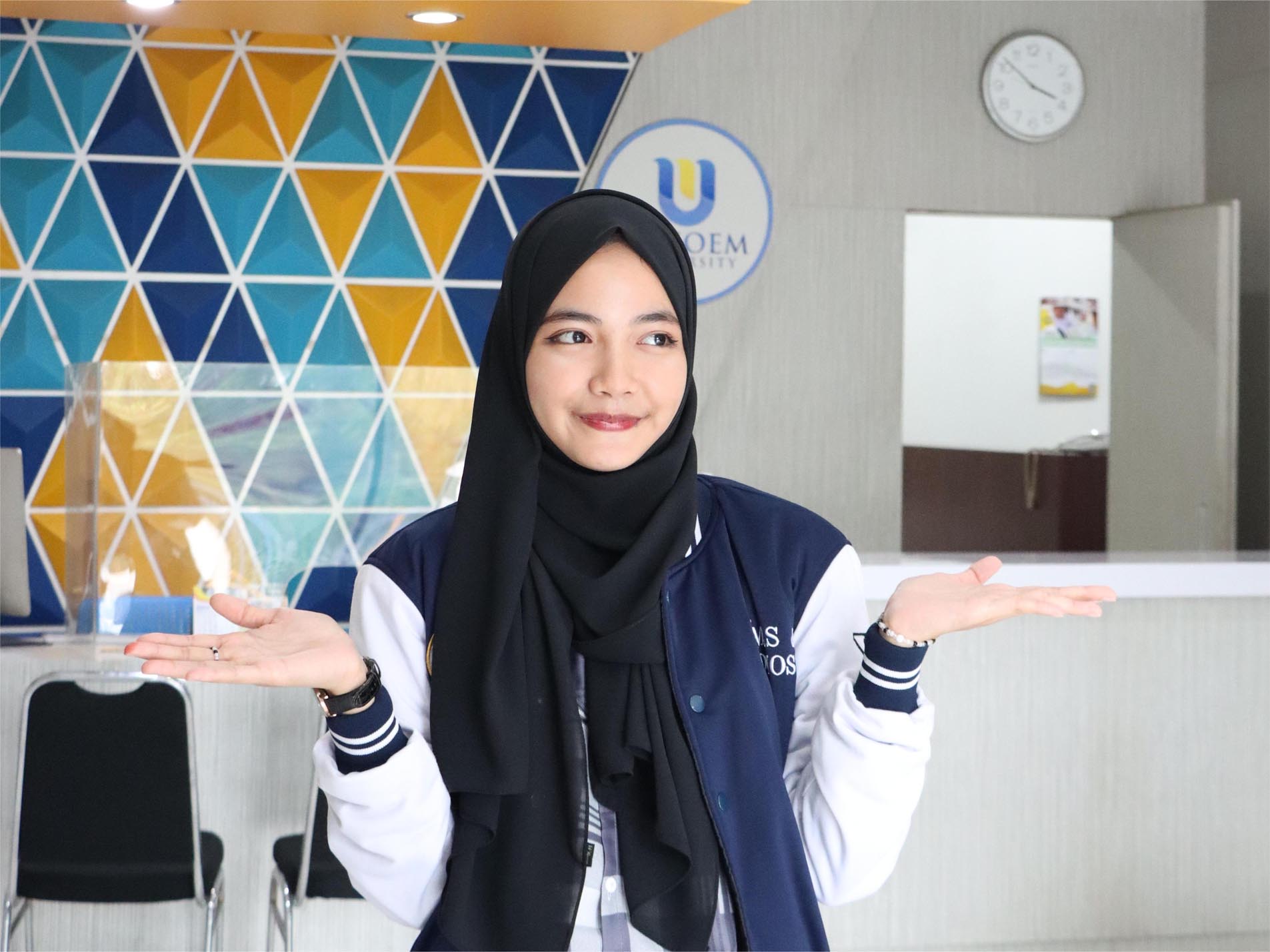 Kuliah VS Self Learning: Mana yang Lebih Efektif Tingkatkan Kredibilitas di Sosial Media? Ini Penjelasannya.