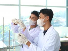 Mau Jadi Inovator Makanan? Kenali Peran Penting R&D dalam Industri Pangan
