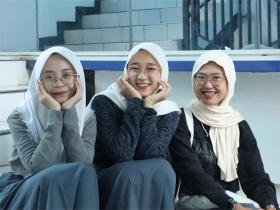 Cari Tahu: Apa Untungnya Punya Banyak Relasi Saat Kuliah Demi Karier Cemerlang?