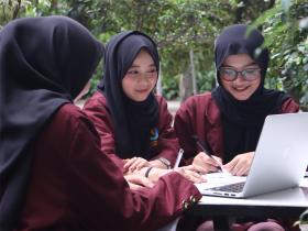  Bagaimana Kampus Swasta Berakreditasi Membantu Generasi Muda Bersaing di Masa Depan?
