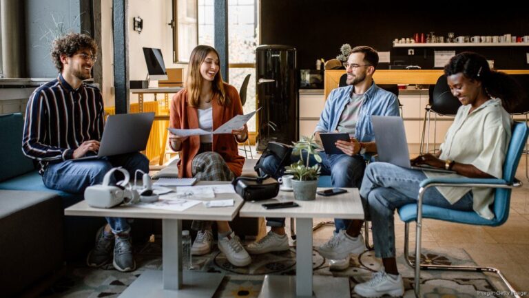 A9f965dbfefbe1751b449065f20b8812