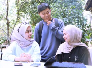 1d25082f5e9ddda5 300x221