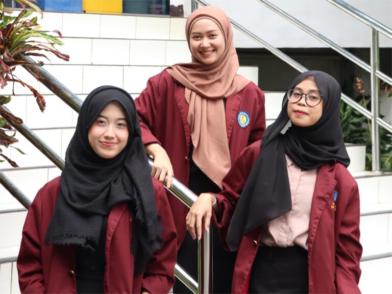 7181186eced26640 768x576