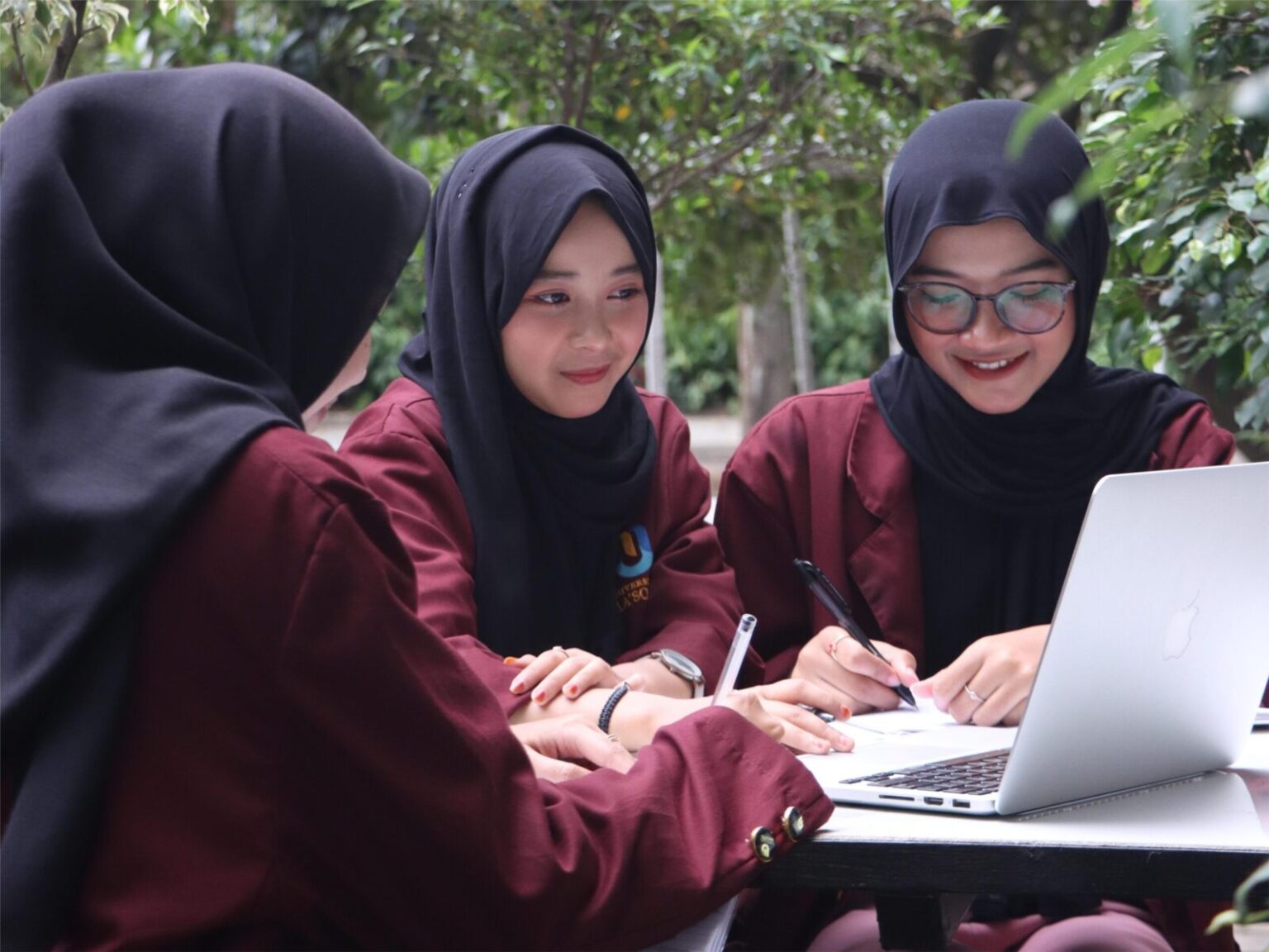 Era Ruangguru dan Edutech Merajalela, Mahasiswa Pendidikan Bahasa ...