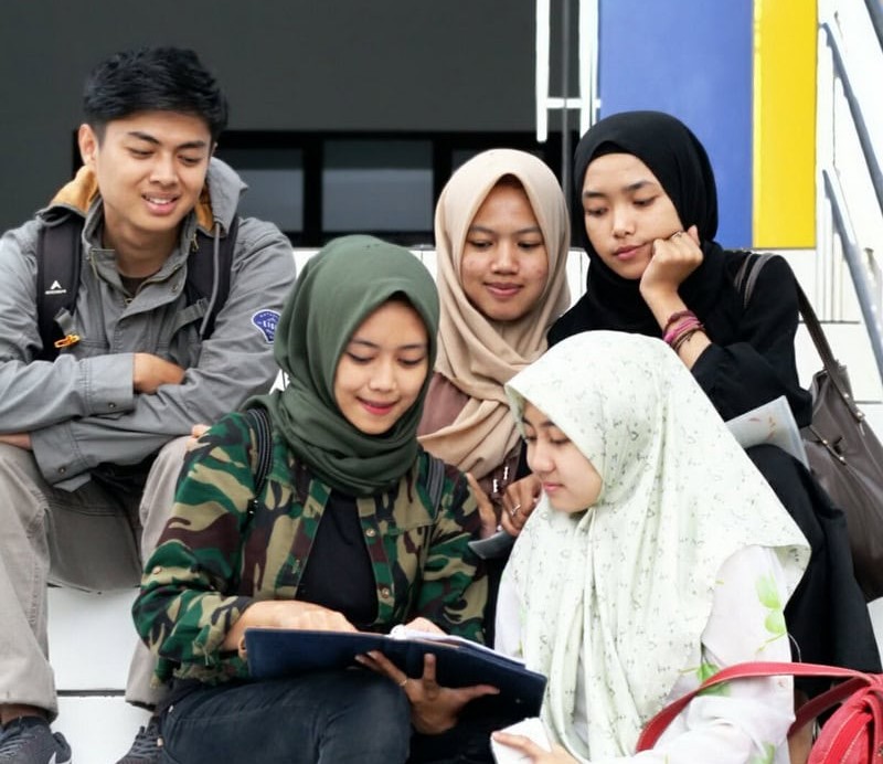 Gal a7930e562e86da56