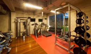 Hipwee desain gym mini di rumah arsitag foto cover