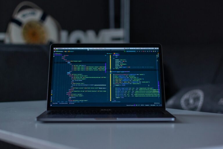 Arnold francisca FBNxmwEVpAc unsplash
