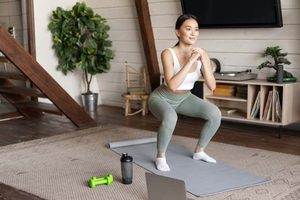 Imgi 433 Gerakan Workout Untuk Wanita yang Sederhana 1024x683