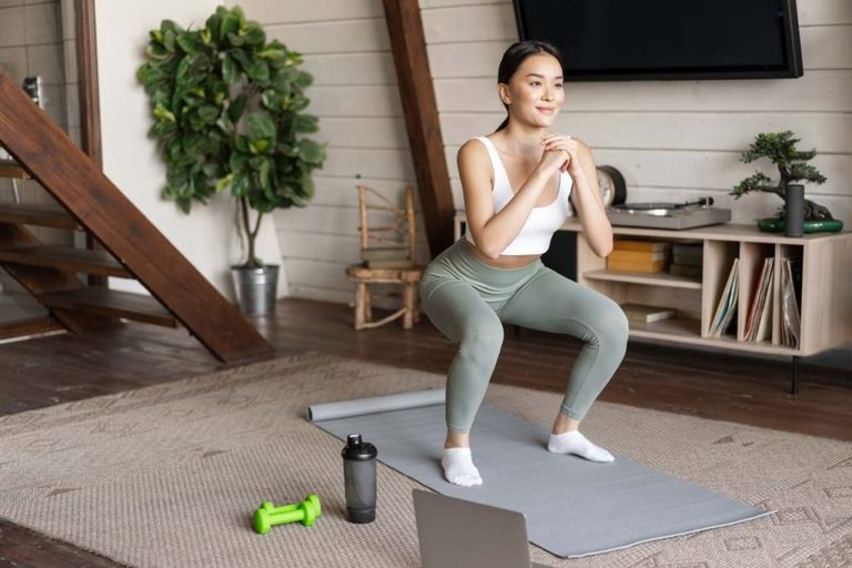Imgi 433 Gerakan Workout Untuk Wanita yang Sederhana 1024x683