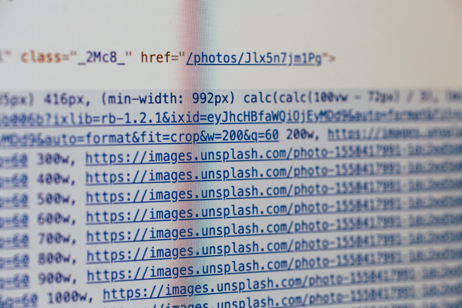 Markus spiske BbDb3IMR rs unsplash